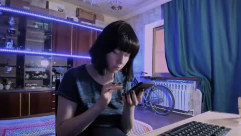 Snapshot of pa1e_pr1ncess chatting on June 12, 2026, 8:02 am Ella online show from June 12, 2026, 8:02 am