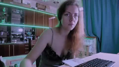 Snapshot of pa1e_pr1ncess chatting on July 11, 2026, 6:49 am Ella online show from July 11, 2026, 6:49 am