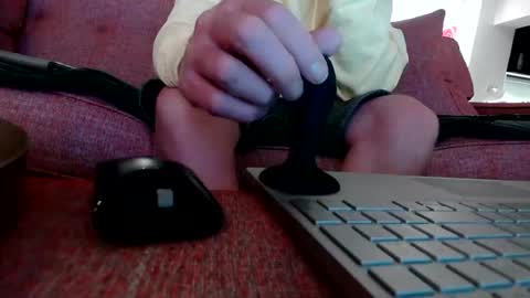 pablo19692017 online show from August 9, 2026, 11:42 pm