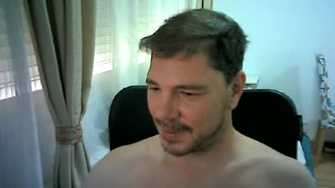 Snapshot of pablo_87_07 chatting on August 2, 2026, 7:40 am pablo_87_07 online show from August 2, 2026, 7:40 am