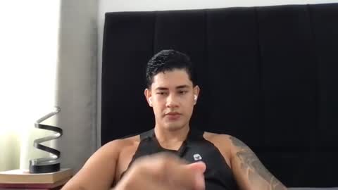 Snapshot of pablo_boston chatting on July 13, 2026, 8:22 pm Javi online show from July 13, 2026, 8:22 pm