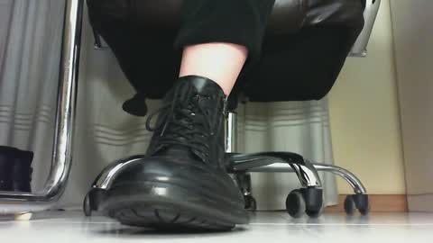 Snapshot of pablomenesssl chatting on January 29, 2025, 10:43 pm Pablo Meness online show from January 29, 2025, 10:43 pm