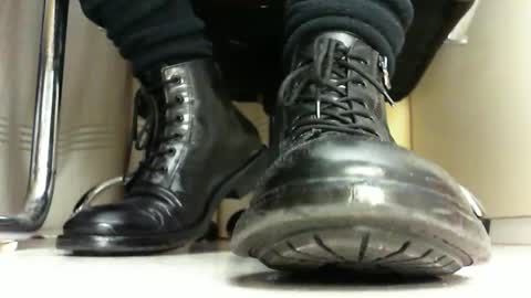 Snapshot of pablomenesssl chatting on February 17, 2025, 8:58 pm Pablo Meness online show from February 17, 2025, 8:58 pm