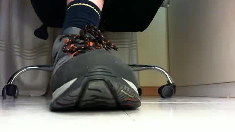 Snapshot of pablomenesssl chatting on February 24, 2025, 6:04 pm Pablo Meness online show from February 24, 2025, 6:04 pm