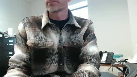 Snapshot of paddleme100 chatting on March 10, 2025, 6:01 pm Paddle me online show from March 10, 2025, 6:01 pm