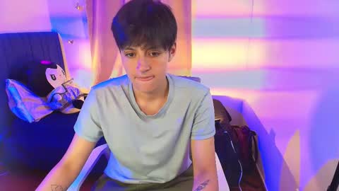 Fernanda online show from September 18, 2025, 6:59 am