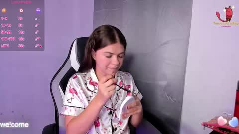 Snapshot of paigejayden chatting on November 18, 2025, 4:50 am Paige online show from November 18, 2025, 4:50 am