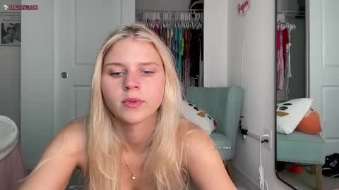 Snapshot of paigepawg chatting on June 3, 2026, 2:08 pm PaigePawg online show from June 3, 2026, 2:08 pm