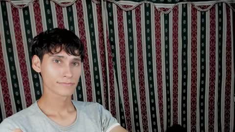 Snapshot of paimon_goetia chatting on October 31, 2025, 12:33 am Alexander Grigori online show from October 31, 2025, 12:33 am