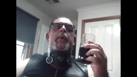 Snapshot of painboi00001 chatting on January 16, 2025, 8:00 am painboi00001 online show from January 16, 2025, 8:00 am