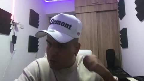 Snapshot of paisaexotico chatting on October 26, 2025, 12:49 am paisaexotico online show from October 26, 2025, 12:49 am