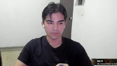 pakun_ online show from April 25, 2026, 6:38 pm