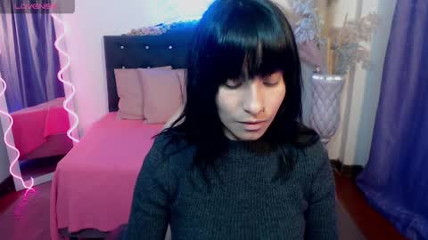 palmerfox_tay online show from February 4, 2025, 10:24 pm