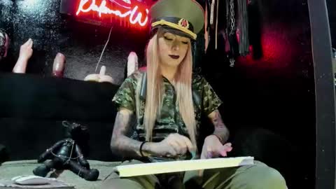 Paloma online show from October 24, 2025, 9:22 pm