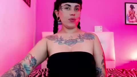 pamela_666_ online show from March 12, 2026, 7:09 pm