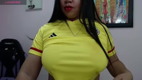 Snapshot of pamela_claus chatting on June 23, 2026, 6:28 pm Pamela Claus online show from June 23, 2026, 6:28 pm