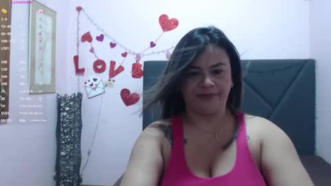 pamela_echeverria online show from April 27, 2026, 11:08 am