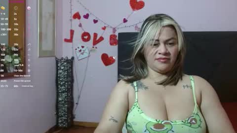 Snapshot of pamela_echeverria chatting on May 19, 2026, 11:27 am pamela_echeverria online show from May 19, 2026, 11:27 am