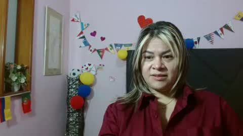 Snapshot of pamela_echeverria chatting on July 2, 2026, 11:16 am pamela_echeverria online show from July 2, 2026, 11:16 am