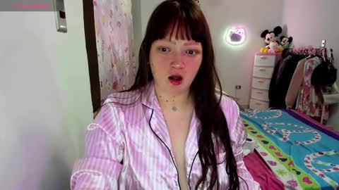 Snapshot of pamela_sweet_tcw chatting on December 18, 2025, 8:31 am ..... online show from December 18, 2025, 8:31 am