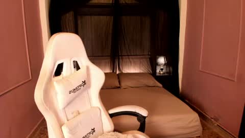 Snapshot of pamelaascott chatting on July 9, 2026, 8:46 pm P A M online show from July 9, 2026, 8:46 pm