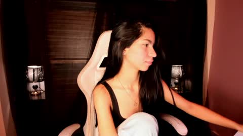 Snapshot of pamelaascott chatting on July 16, 2026, 4:18 am P A M online show from July 16, 2026, 4:18 am