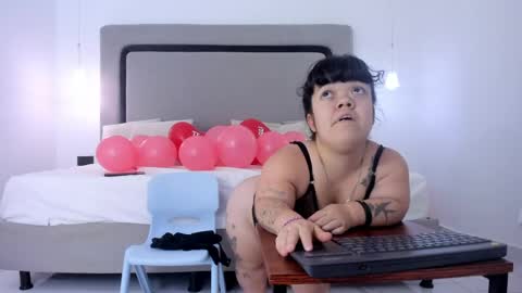 pamelabonnet_mml online show from April 25, 2026, 7:44 pm