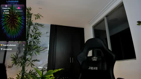 Snapshot of pamelajackson__ chatting on December 4, 2024, 1:14 am Paola online show from December 4, 2024, 1:14 am