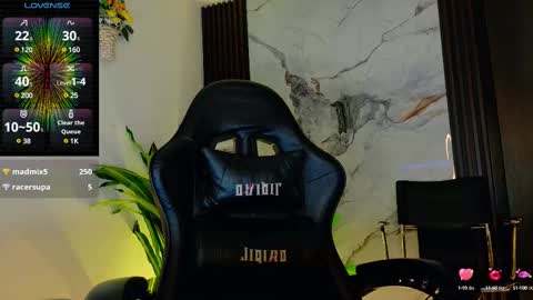 Snapshot of pamelajackson__ chatting on March 1, 2025, 2:26 am Paola online show from March 1, 2025, 2:26 am