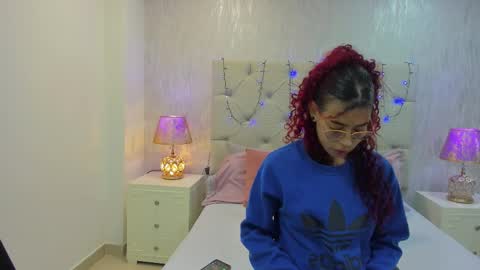 Snapshot of pamelamiler_ chatting on September 16, 2025, 12:17 pm TELL ME PAMELLA AND GIVE ME A GOOD GRADE ITS IMPORTANT online show from September 16, 2025, 12:17 pm