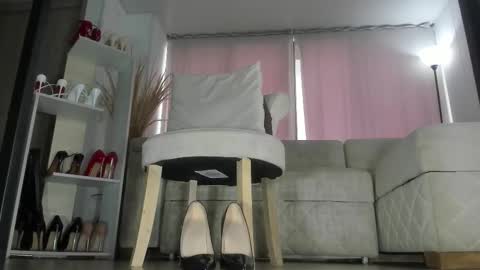 pamelasmith128858 online show from January 13, 2026, 7:41 pm