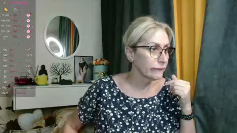 pamellamurphy online show from June 18, 2026, 11:53 pm