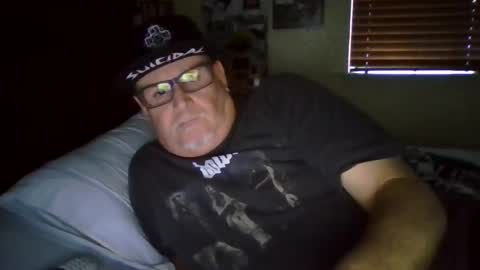 panos online show from September 17, 2025, 1:02 pm