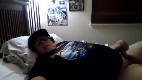 Snapshot of panos678442 chatting on June 2, 2026, 9:33 am panos online show from June 2, 2026, 9:33 am