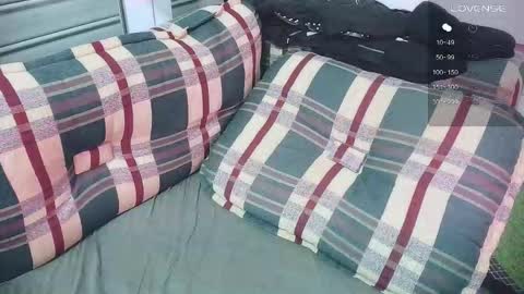 In bio online show from October 1, 2025, 3:12 am