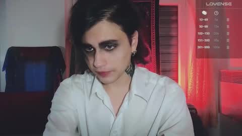 In bio online show from November 21, 2025, 1:15 am