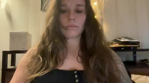 Pantiesofthefae online show from July 22, 2026, 10:29 am