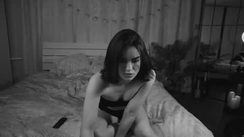 Kristina Kriss online show from September 9, 2025, 4:17 pm