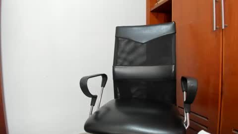 Snapshot of paoguerrax354 chatting on February 15, 2025, 3:06 pm paoguerrax354 online show from February 15, 2025, 3:06 pm