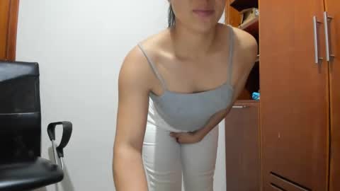 Snapshot of paoguerrax354 chatting on March 9, 2025, 12:42 am paoguerrax354 online show from March 9, 2025, 12:42 am