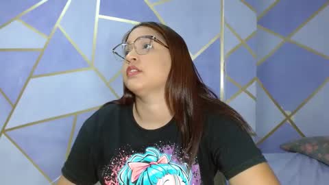 Paola Stone online show from September 25, 2025, 1:09 am