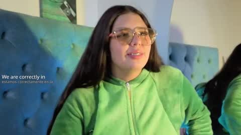 Paola Lyon online show from October 4, 2025, 7:28 am