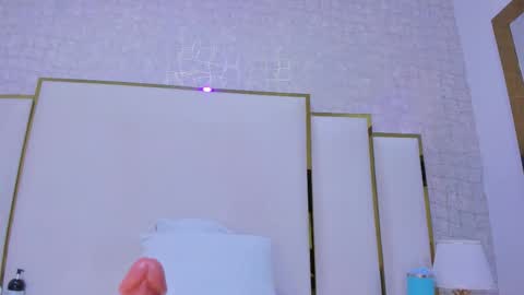 Paola  online show from October 18, 2025, 11:44 am