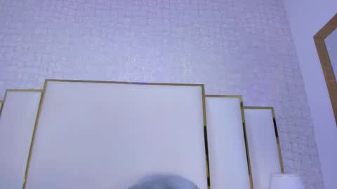 Paola  online show from December 19, 2025, 11:39 am