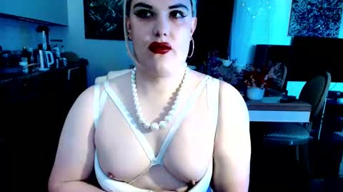Snapshot of paoladoll chatting on June 4, 2026, 7:58 am Sarina Williams online show from June 4, 2026, 7:58 am