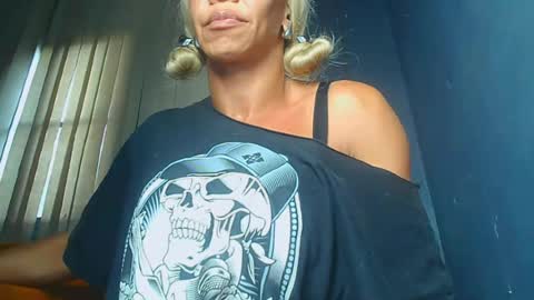 Snapshot of paolla_23cm chatting on July 25, 2026, 3:53 pm PAOLLA 23CM online show from July 25, 2026, 3:53 pm