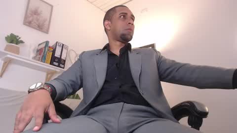 Snapshot of paolo_blaze chatting on June 9, 2026, 12:39 pm PAOLO online show from June 9, 2026, 12:39 pm