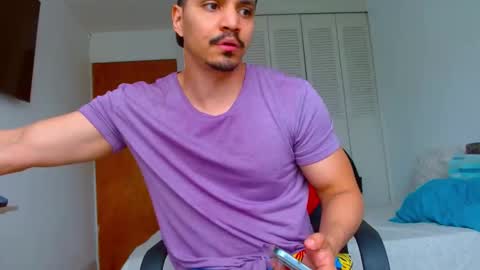 paolo_savanna online show from September 28, 2025, 4:45 pm