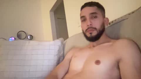 Snapshot of papicubano_guapo23cm chatting on December 12, 2024, 5:52 am papicubano_guapo23cm online show from December 12, 2024, 5:52 am