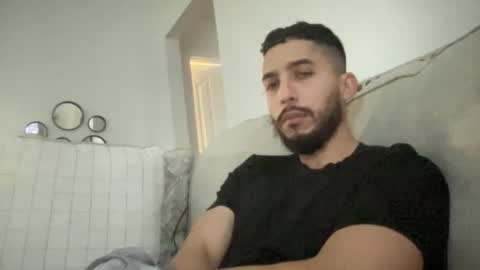 Snapshot of papicubano_guapo23cm chatting on January 2, 2025, 2:13 pm papicubano_guapo23cm online show from January 2, 2025, 2:13 pm